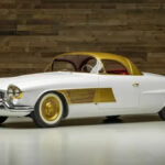 Altın kaplamalı 1953 Cadillac rekor fiyata satıldı
